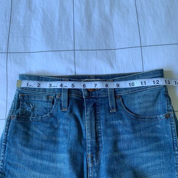 Madewell Jeans Womens 26 Curvy High Rise Drop Hem Medium Wash Distressed Blue - Picture 8 of 11